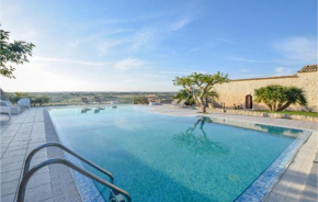 Stunning home in Ragusa with Outdoor swimming pool, WiFi and 8 Bedrooms, Ragusa